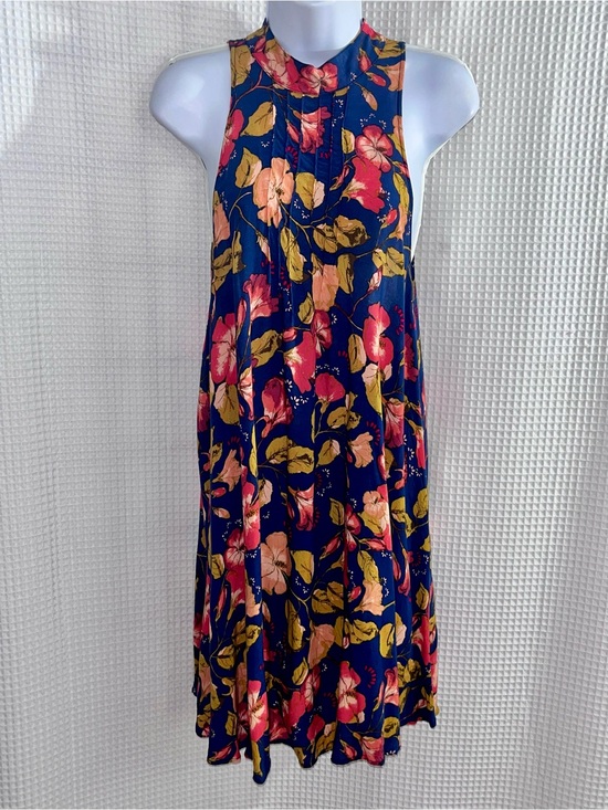 Free People Dresses & Skirts - Free People Navy Floral Button-Front Dress size medium